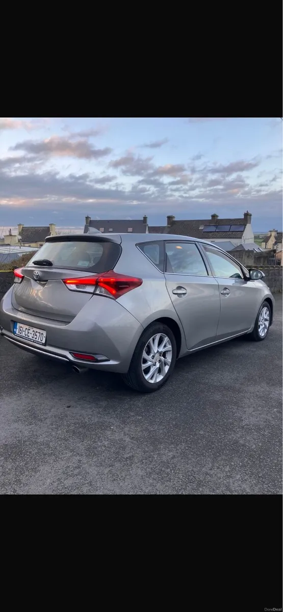 Toyota Auris - Image 3