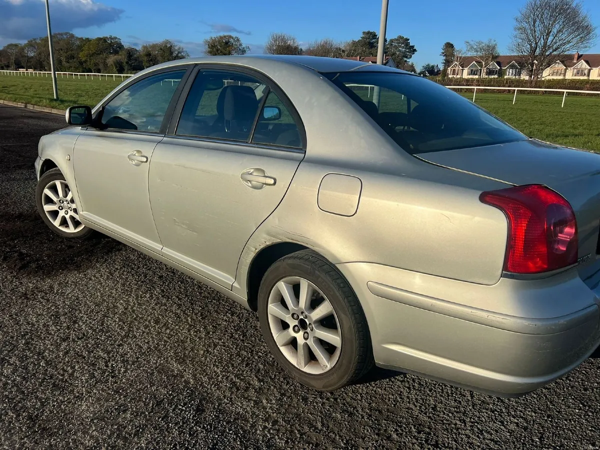 Toyota Avensis 2006 - Image 4