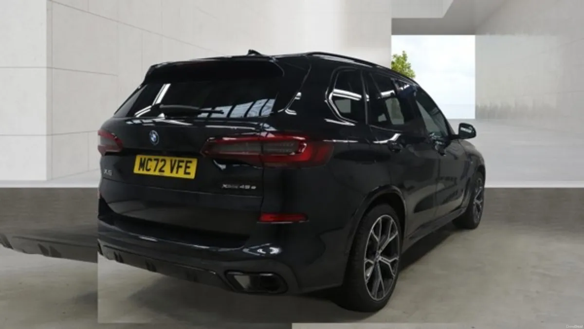 Feb 2023 BMW X5 xDrive45e M Sport 5dr Auto - Image 4