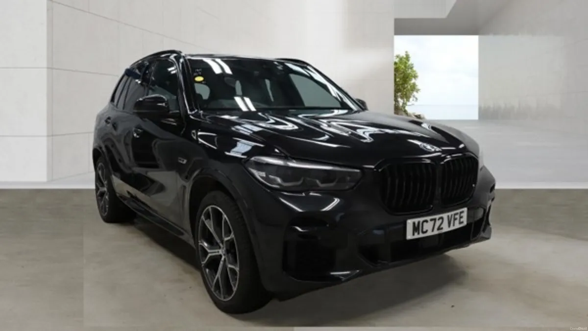 Feb 2023 BMW X5 xDrive45e M Sport 5dr Auto - Image 1