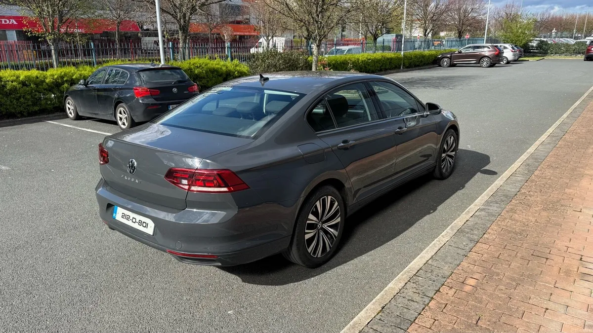 2021 Volkswagen Passat 2.0 Tdi - Image 2