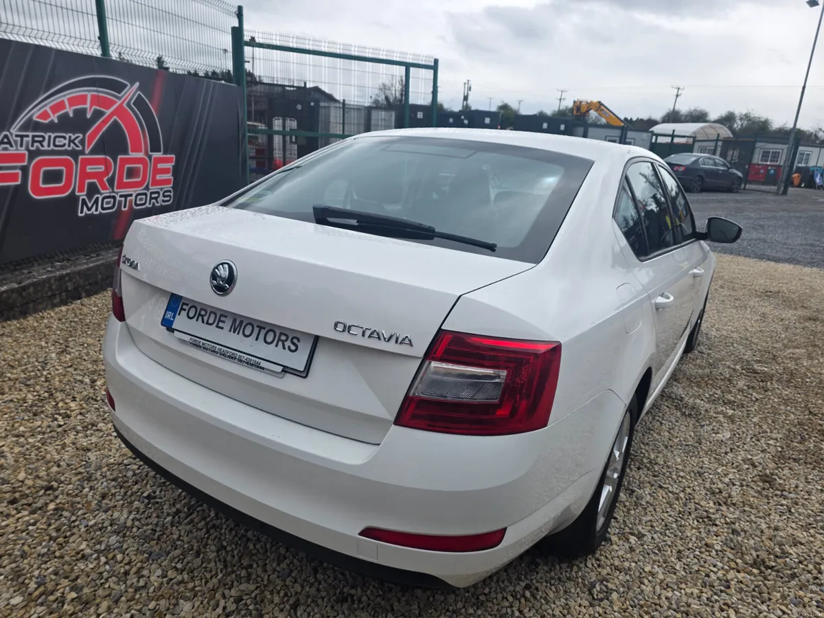 Skoda Octavia 2016 - Image 4
