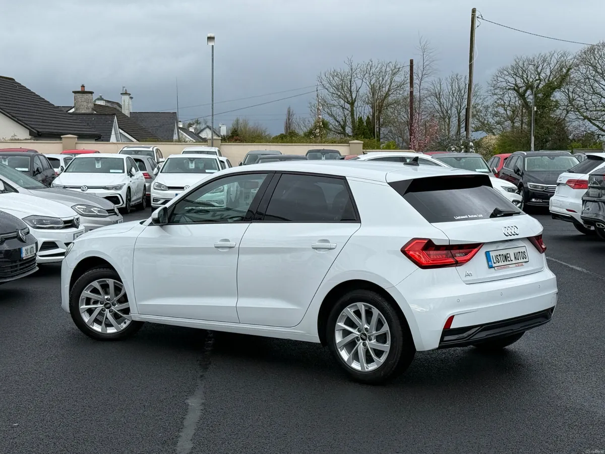 211 AUDI A1 ADVANCED  1.0 AUTOMATIC - Image 3