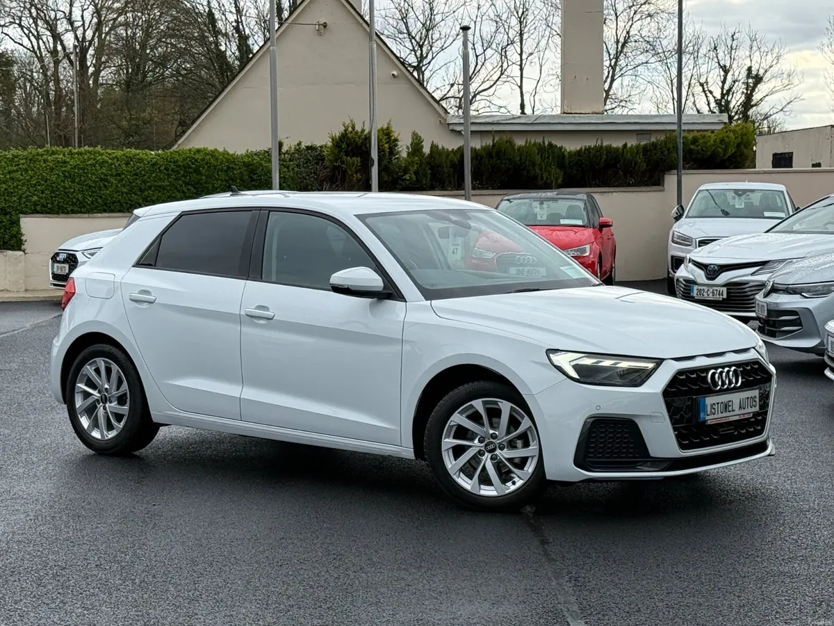 211 AUDI A1 ADVANCED  1.0 AUTOMATIC - Image 2