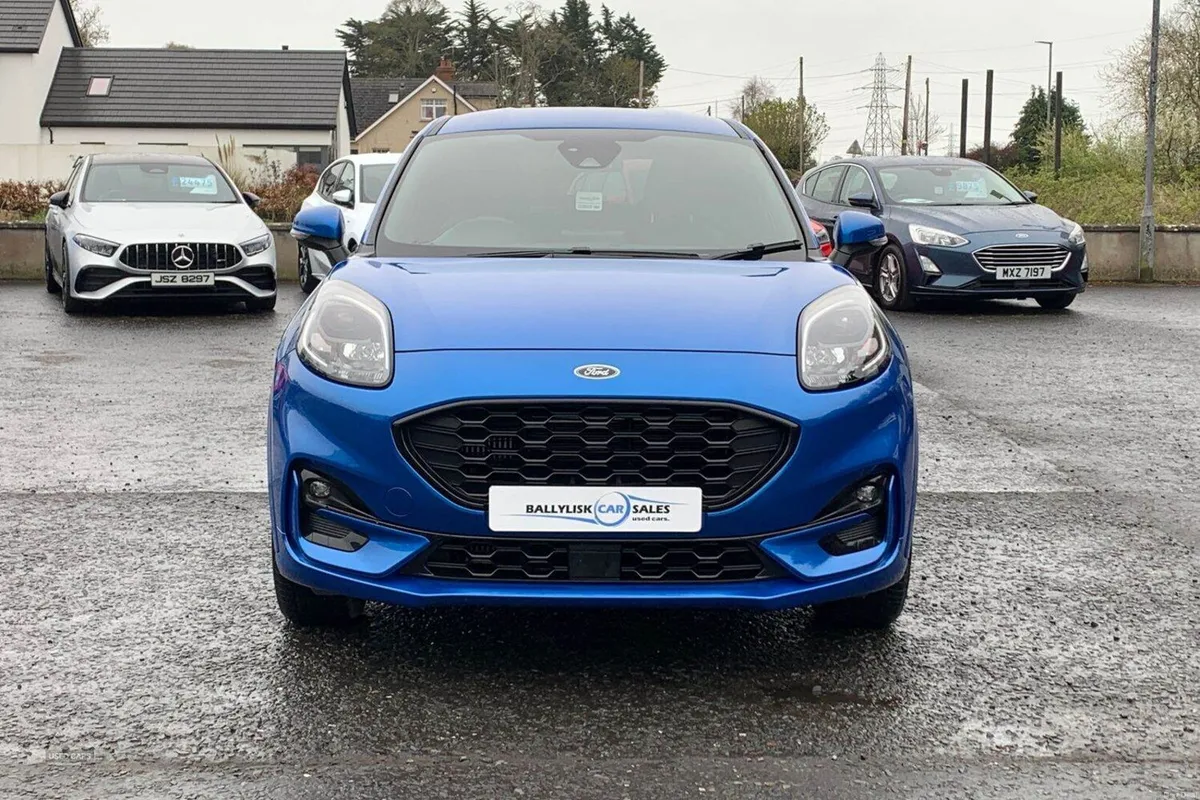 Ford Puma 1.0 125PS ST-Line X in Desert Island Blu - Image 4