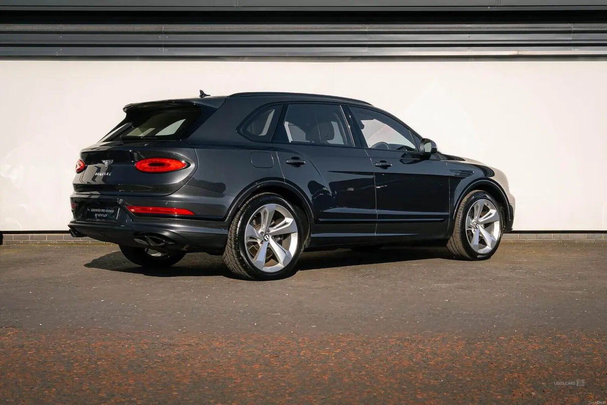 Bentley Bentayga 3.0 V6 Hybrid 462 5Dr Auto [4 Sea - Image 2