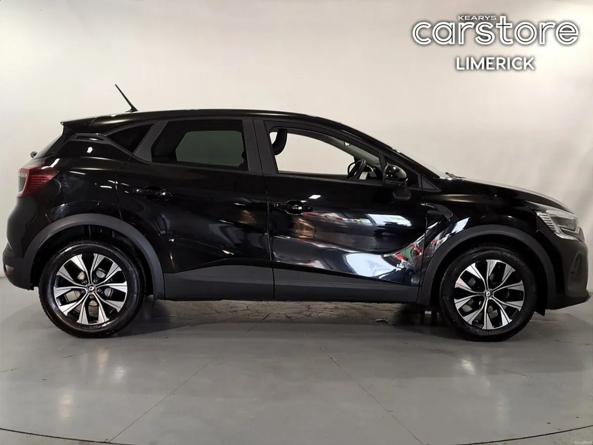 Renault Captur TCe 140 Auto Evolution - Image 2