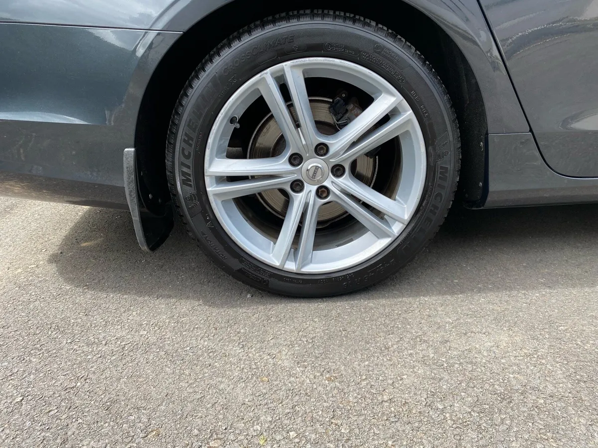 Volvo S90 D4 - Image 3