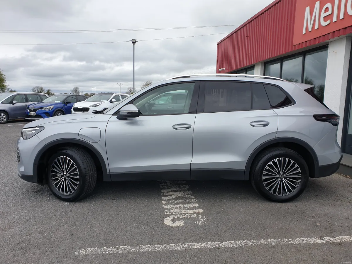 Volkswagen Tiguan 1.5 PHEV MATCH EDITION - Image 3