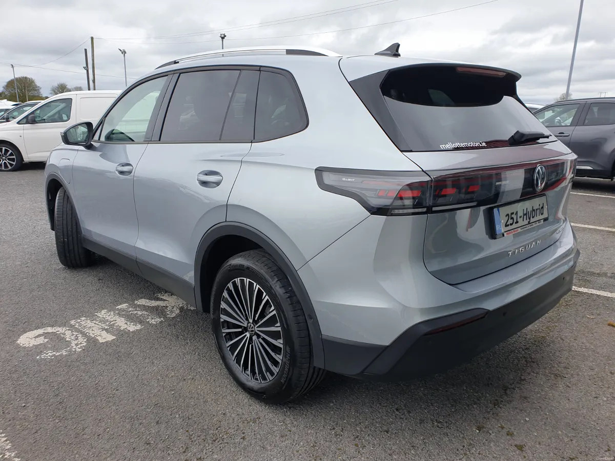 Volkswagen Tiguan 1.5 PHEV MATCH EDITION - Image 4