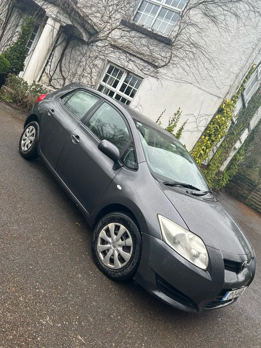 Toyota Auris 1.4 petrol NCT TAX - Image 2
