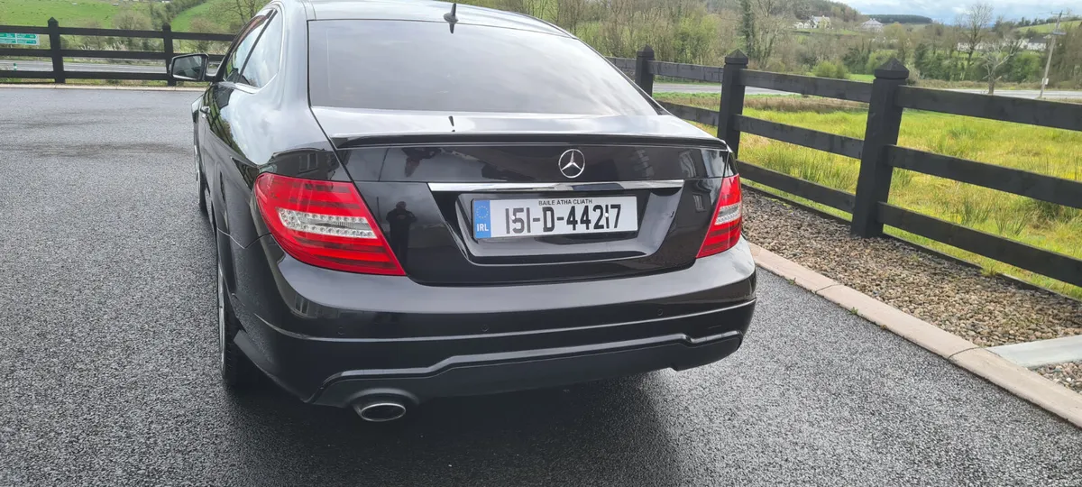 Mercedes-Benz C-Class 2015 - Image 3