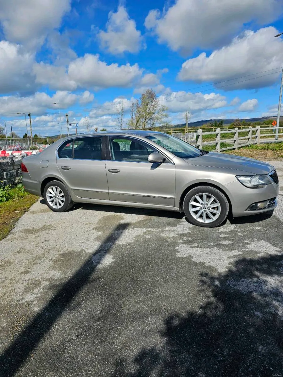 Skoda superb nct 11/26 tax 05/26 €3000 - Image 2