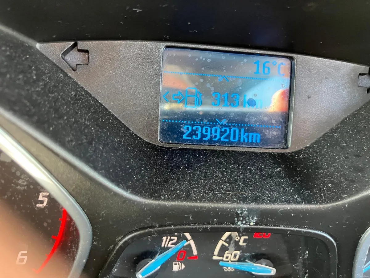 Ford Focus 1.6Tdci 2014 - Image 4