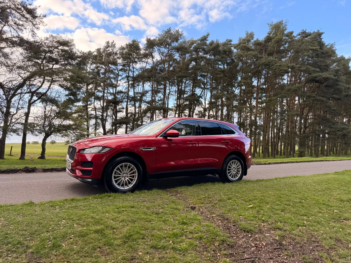 Jaguar F-Pace 2017 AWD Prestige 4X4 - Image 3