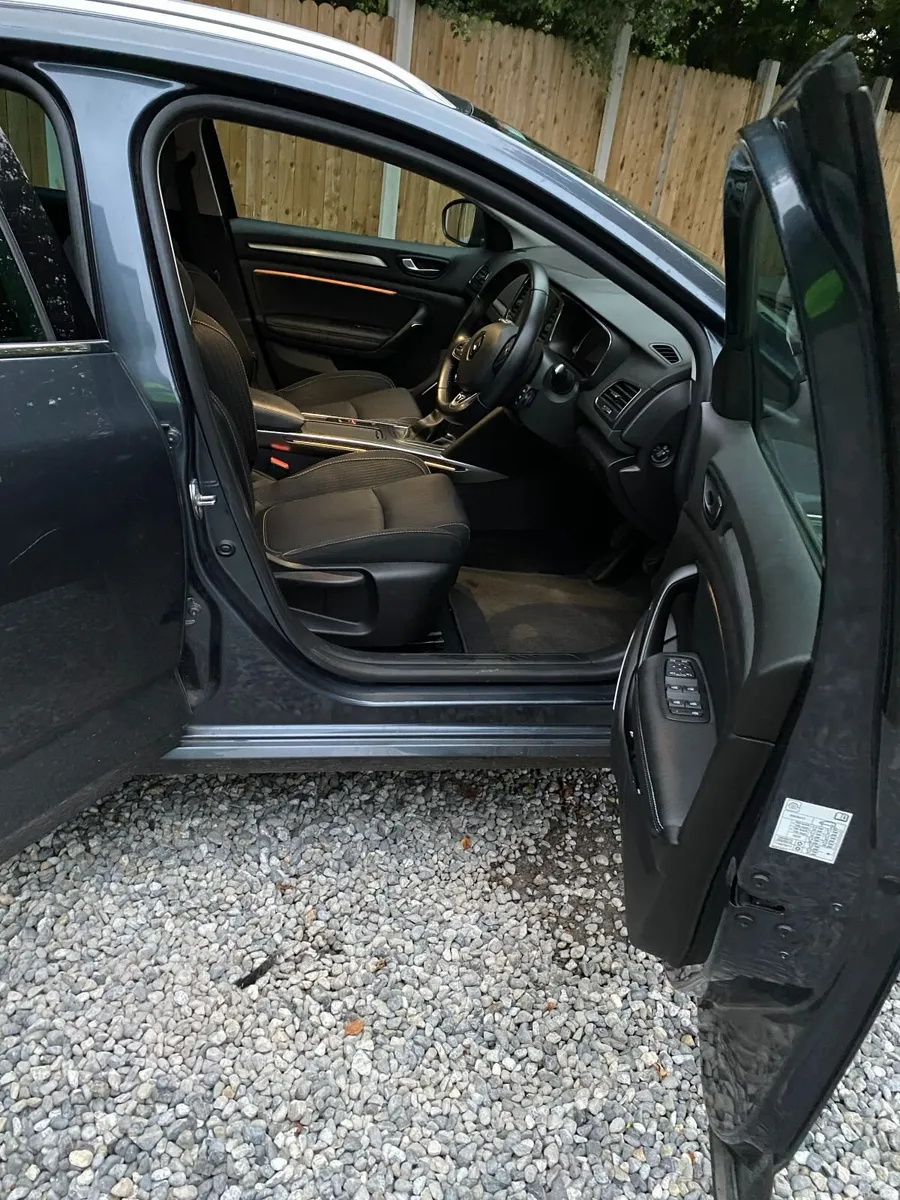 Renault Megane 2020 - Image 6