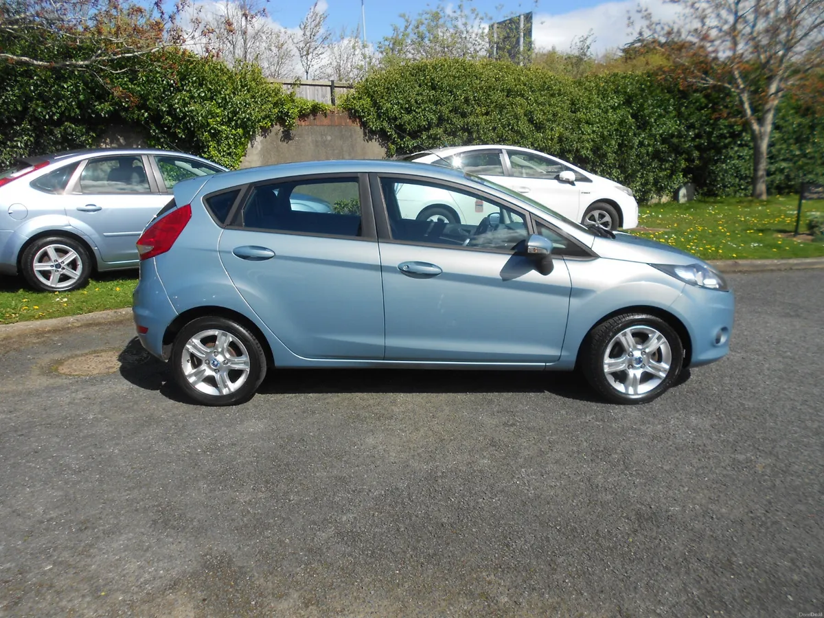 Ford Fiesta 2009 - Image 4