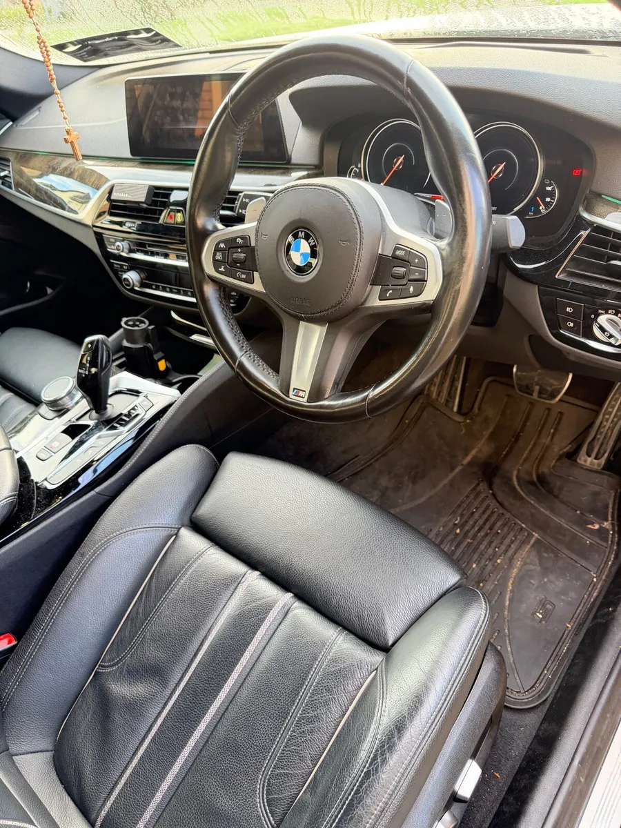 BMW 530E - Image 2