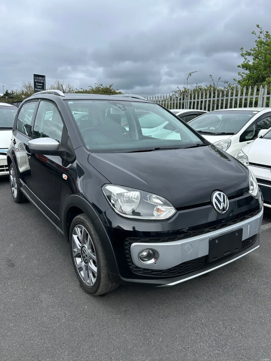 VW CROSS UP - Image 1