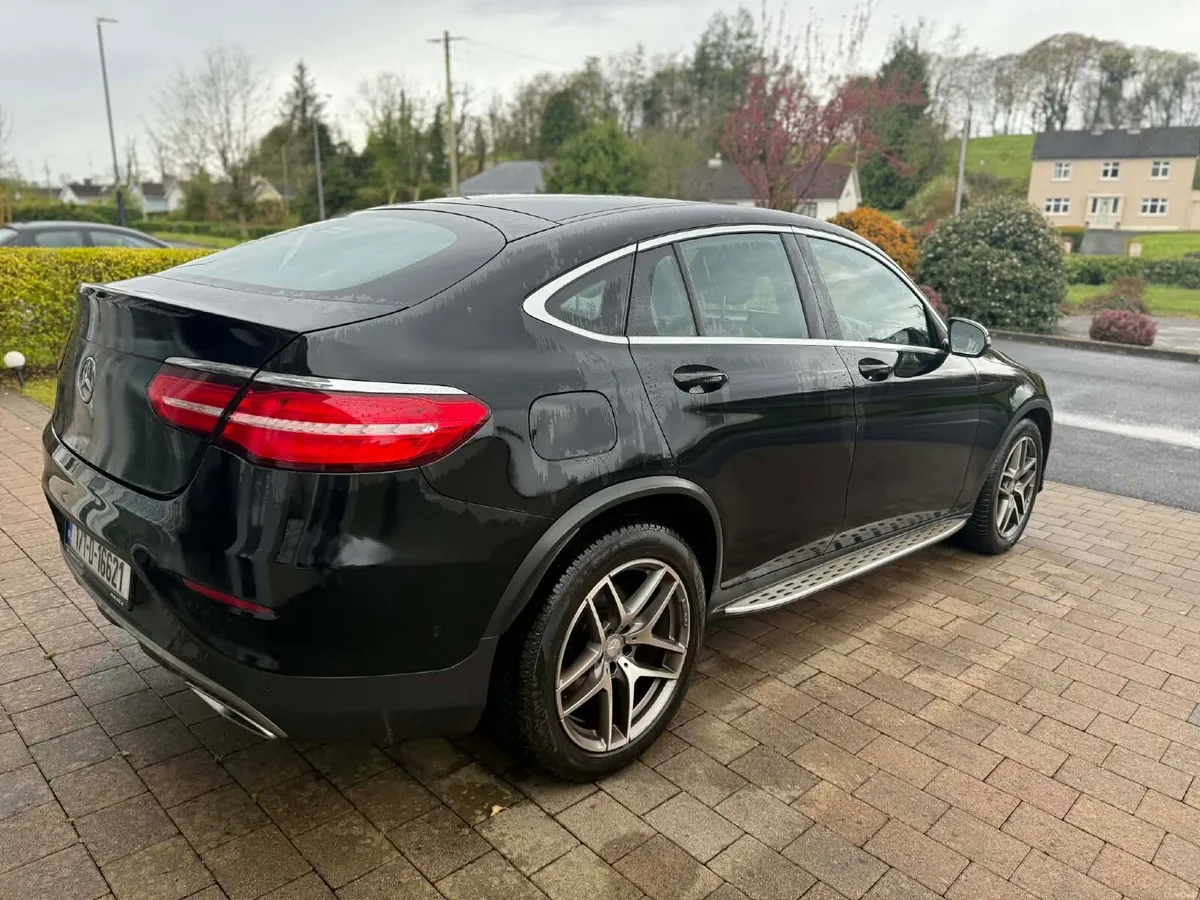 Mercedes-Benz GLC coupe AMG line 2.2d 2017 - Image 3