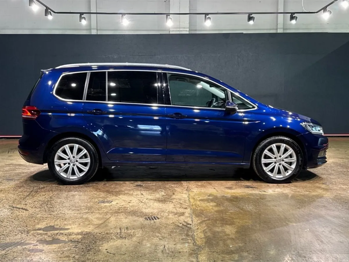 Volkswagen Touran TSI HIGH LINE - 7 SEATER - HEATE - Image 3