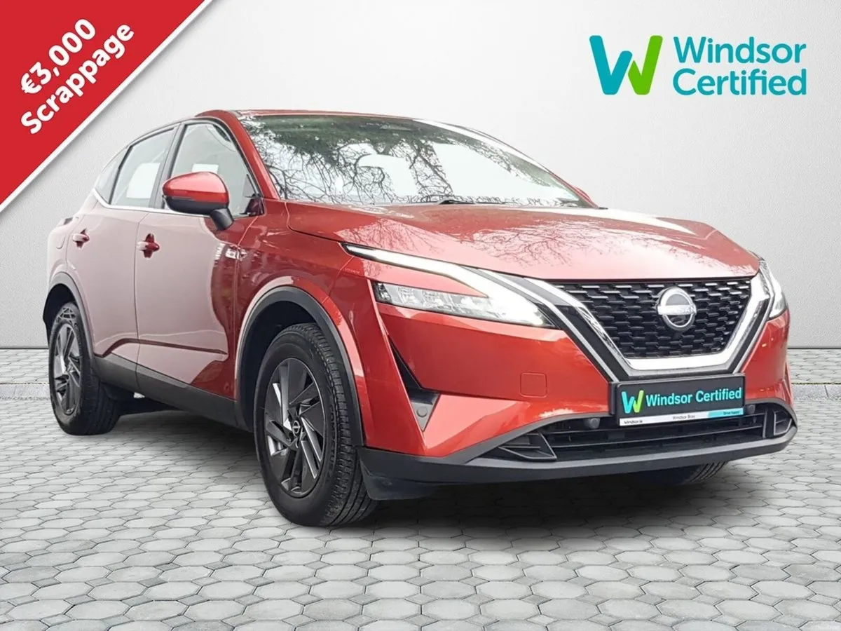 Nissan Qashqai 1.3 PET MILD HYBRID SV **€3,000 SCR - Image 1