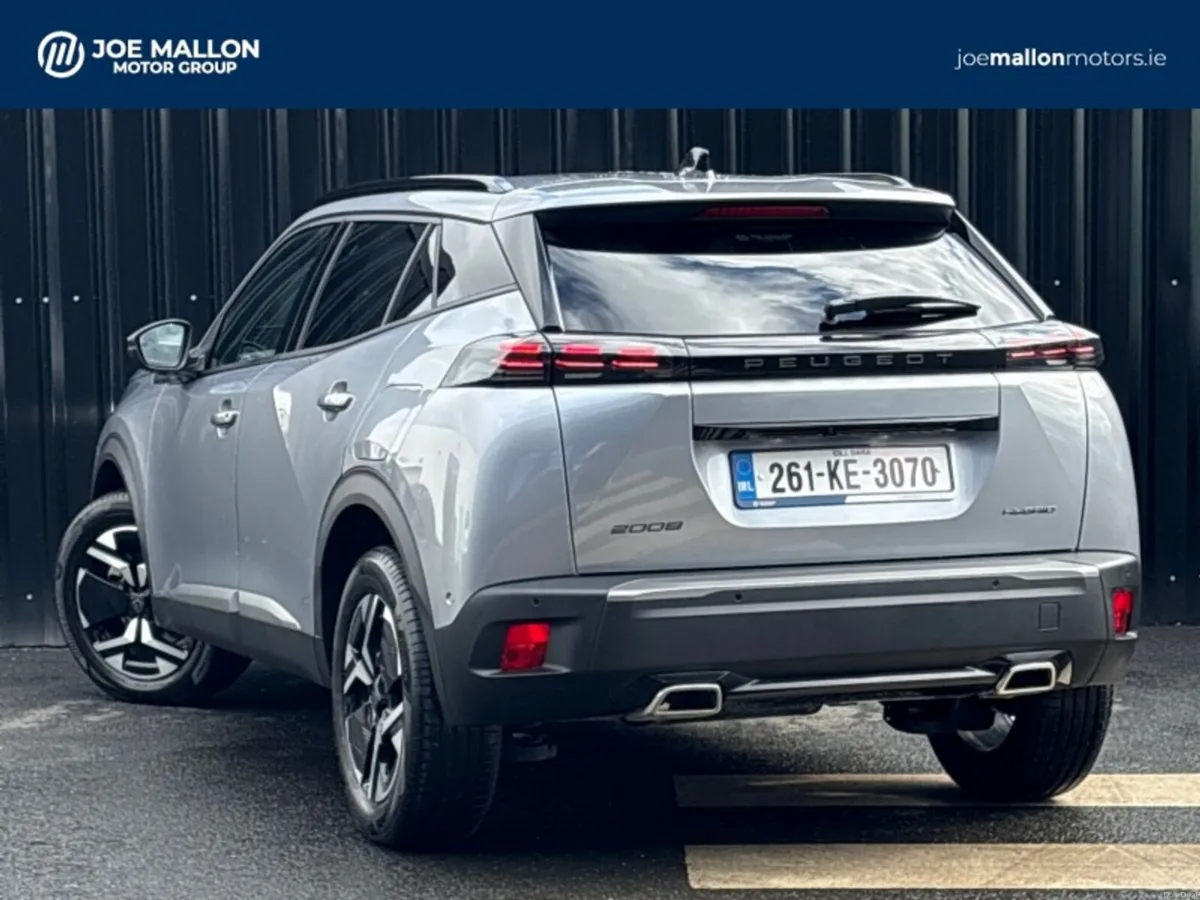 Peugeot 2008 HYBRID 145BHP e-DCS6 Allure - Image 3