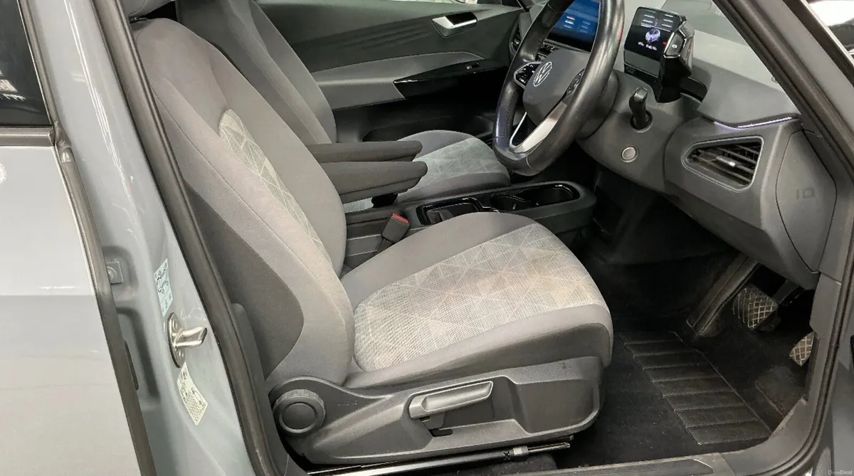 2022 Volkswagen ID.3 Life Pro 58KWH - Image 4