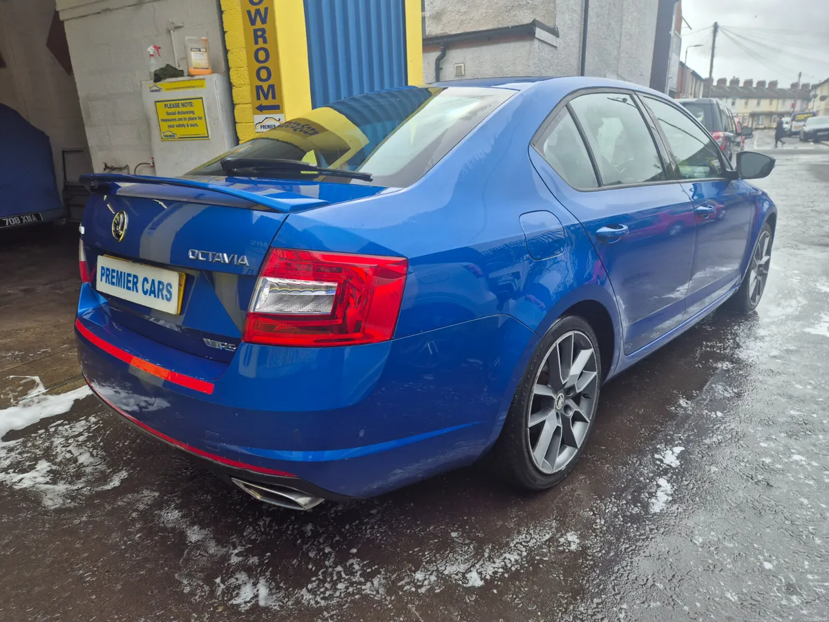 Skoda Octavia 2015 - Image 2