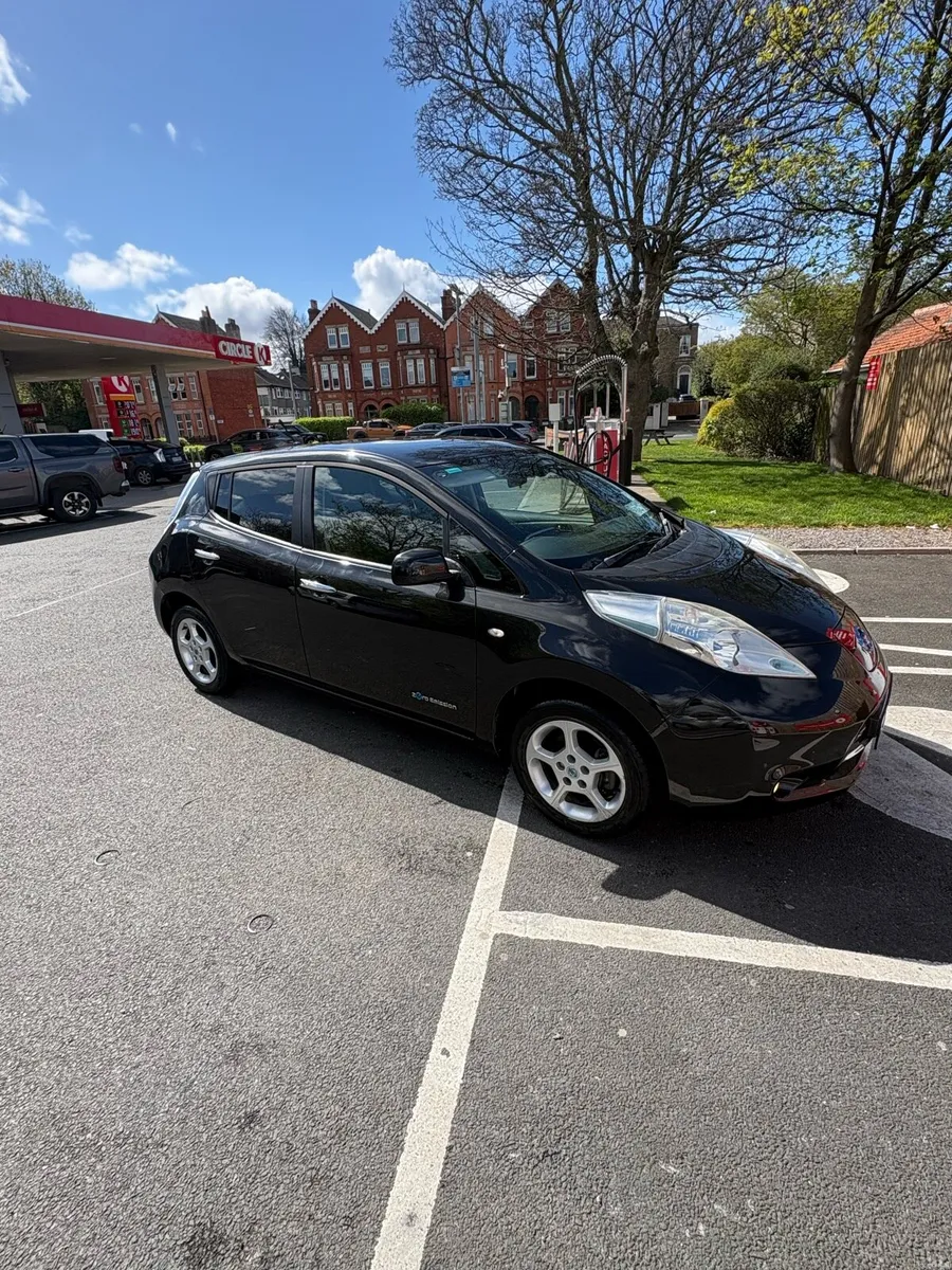 Nissan Leaf - Image 2