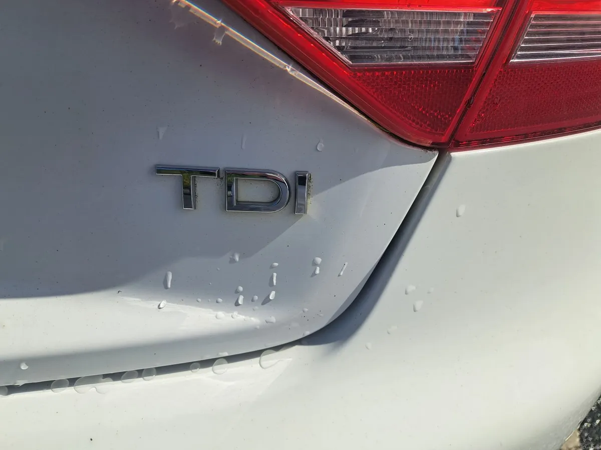 Audi A5 2010 - Image 2