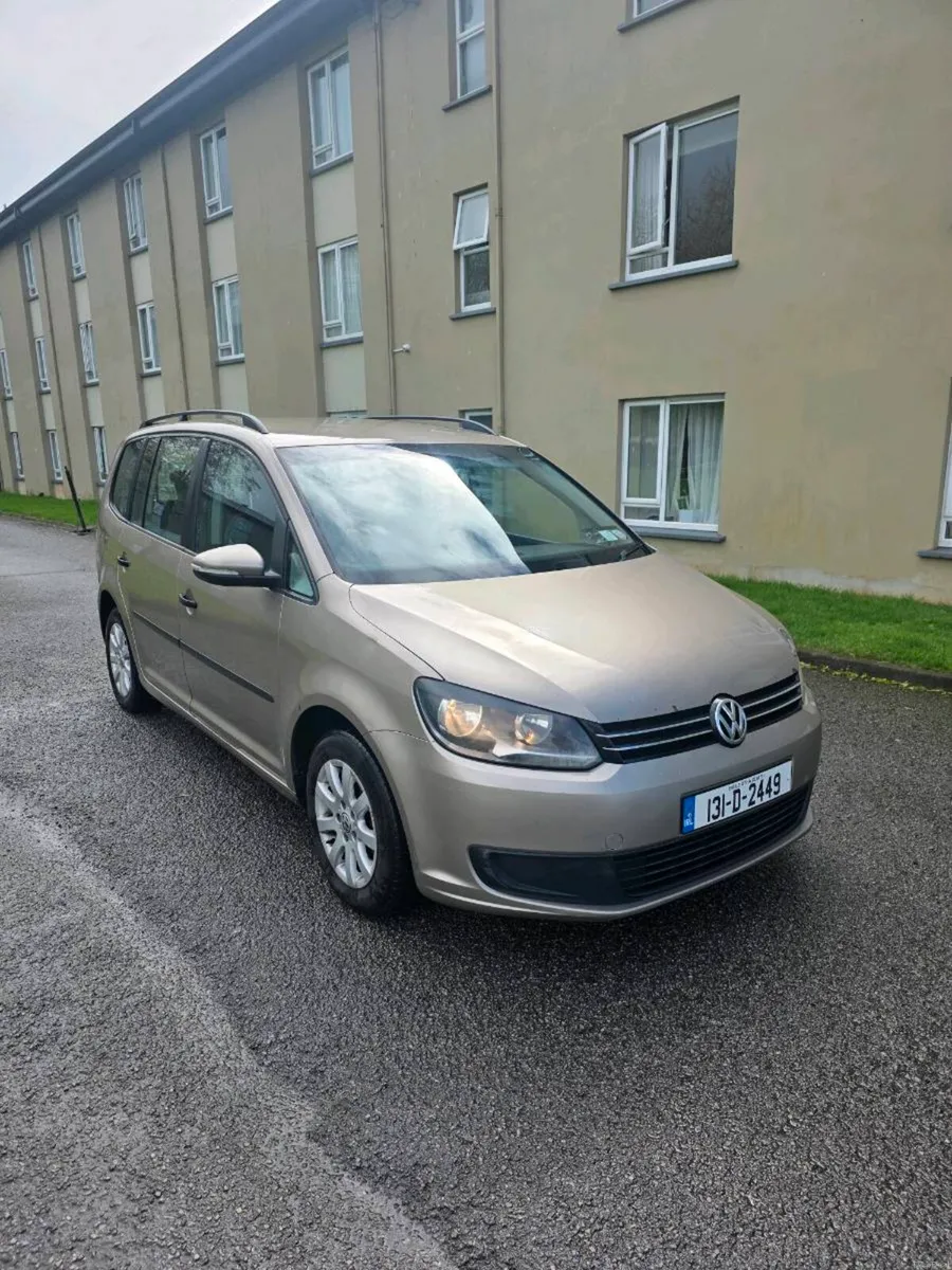 2013 vw touran 1.6 tdi €2350 - Image 1