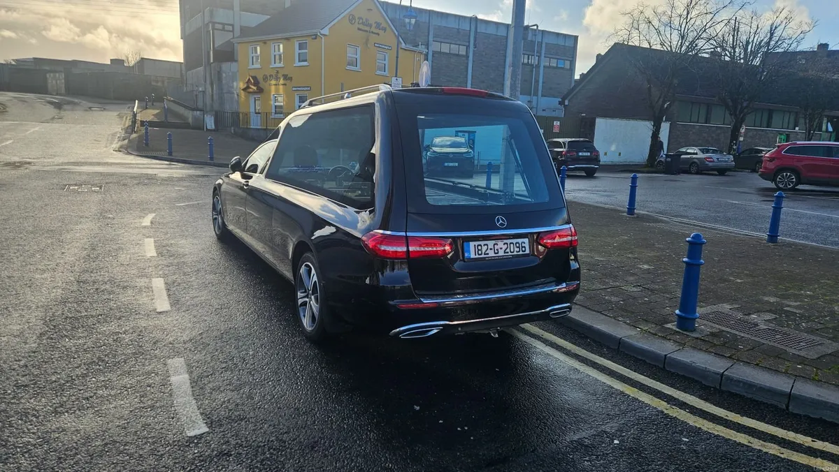 2018 Mercedes-Benz Hearse - Image 1