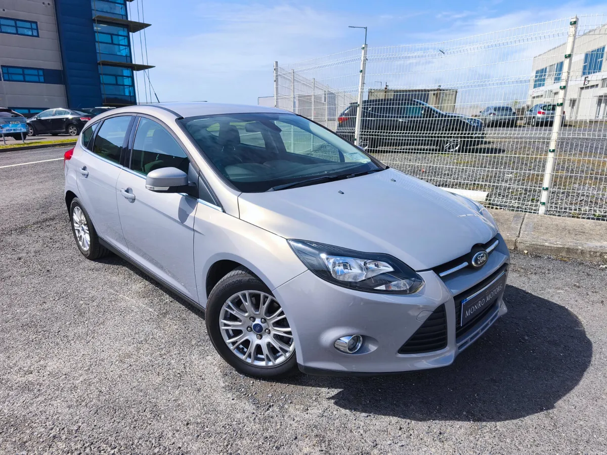 Ford Focus 2.0 TDCI 115PS POWERSHIFT TITANIUM - Image 3
