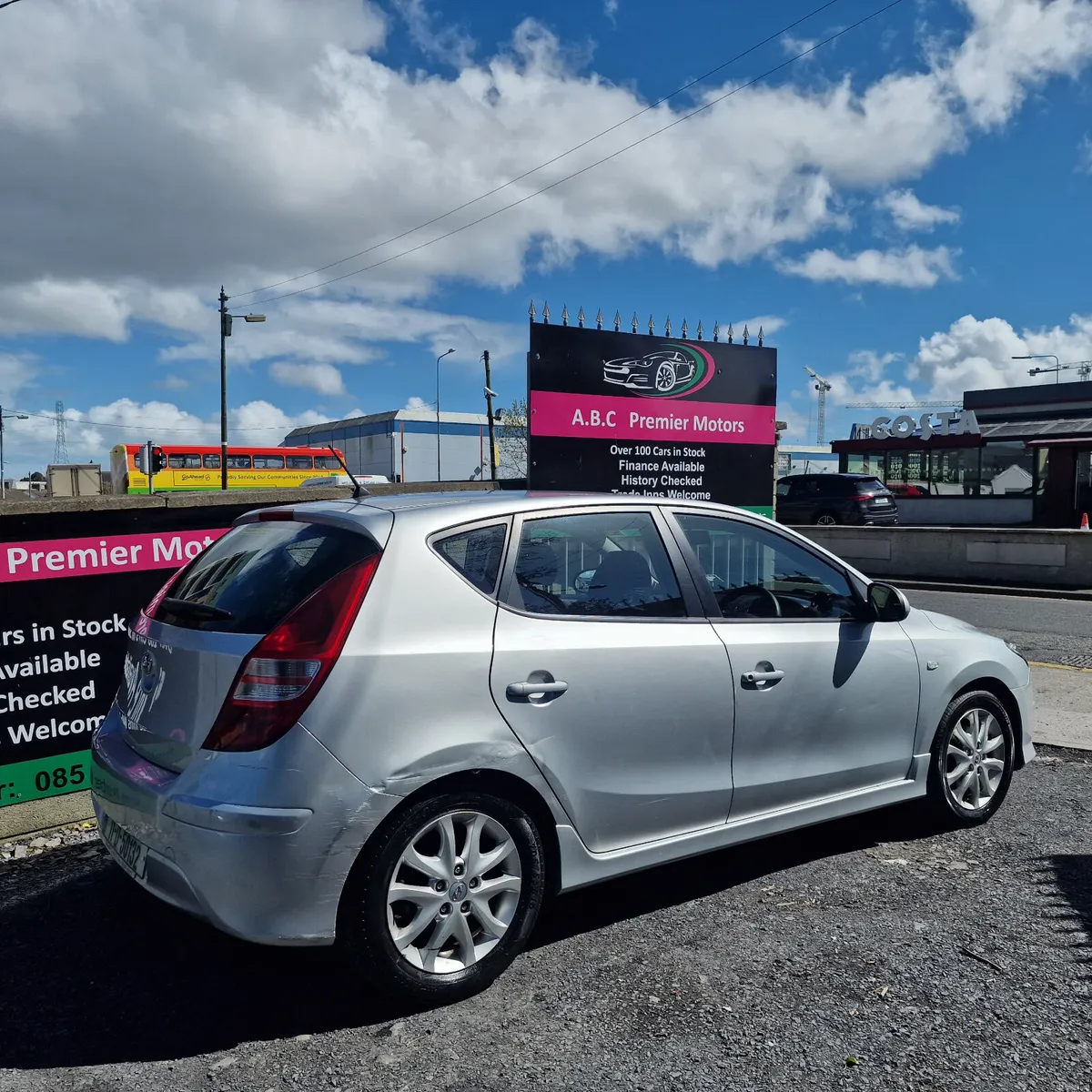 Hyundai i30 2011 Nct 08/26 - Image 6