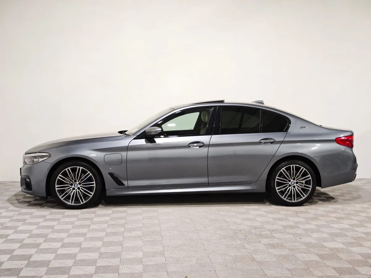 BMW 530e M SPORT - Image 4