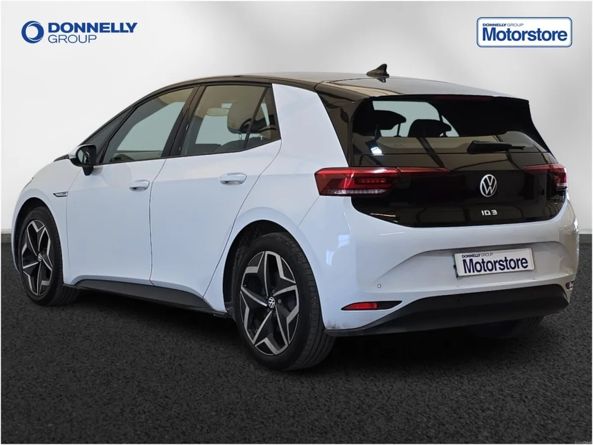 Volkswagen Id.3 Hatchback Life Pro - Image 2