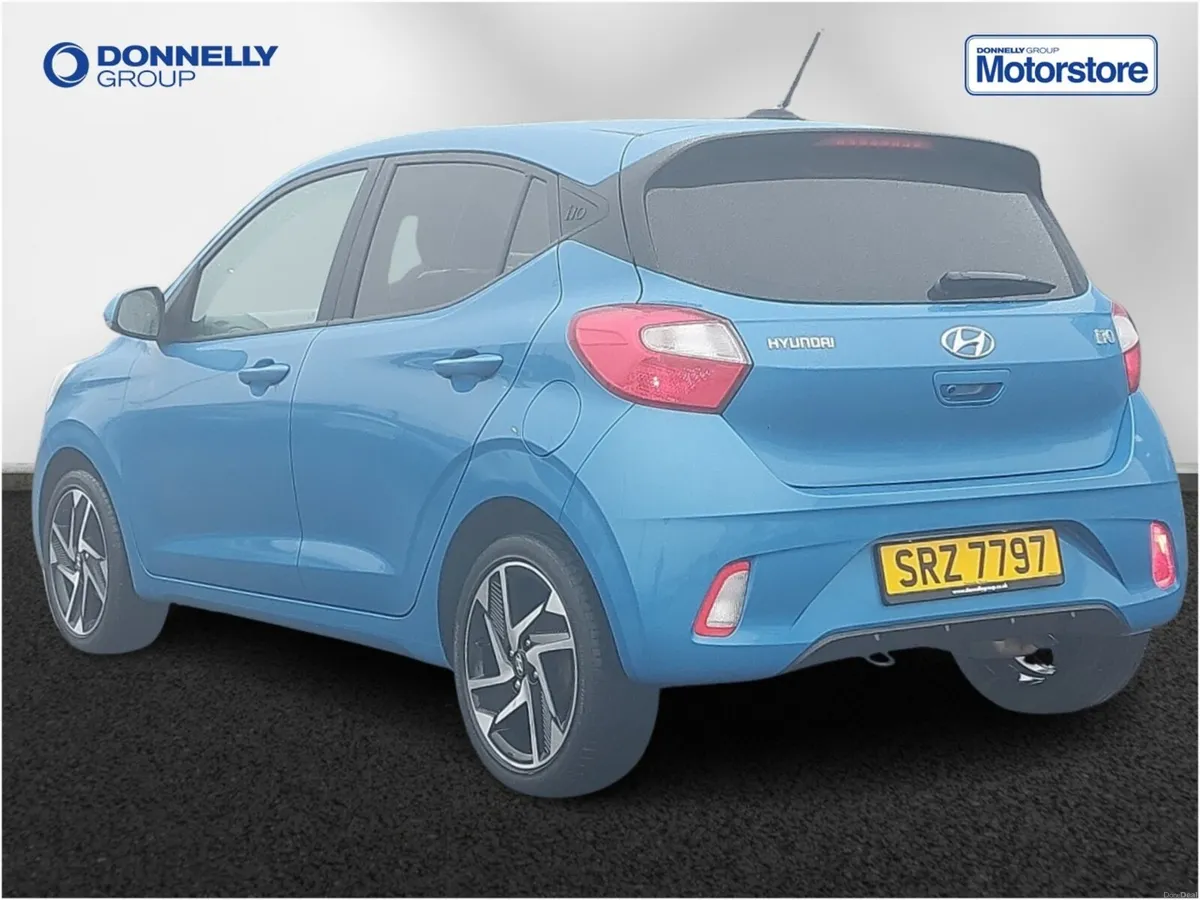 Hyundai i10 Hatchback Premium - Image 2