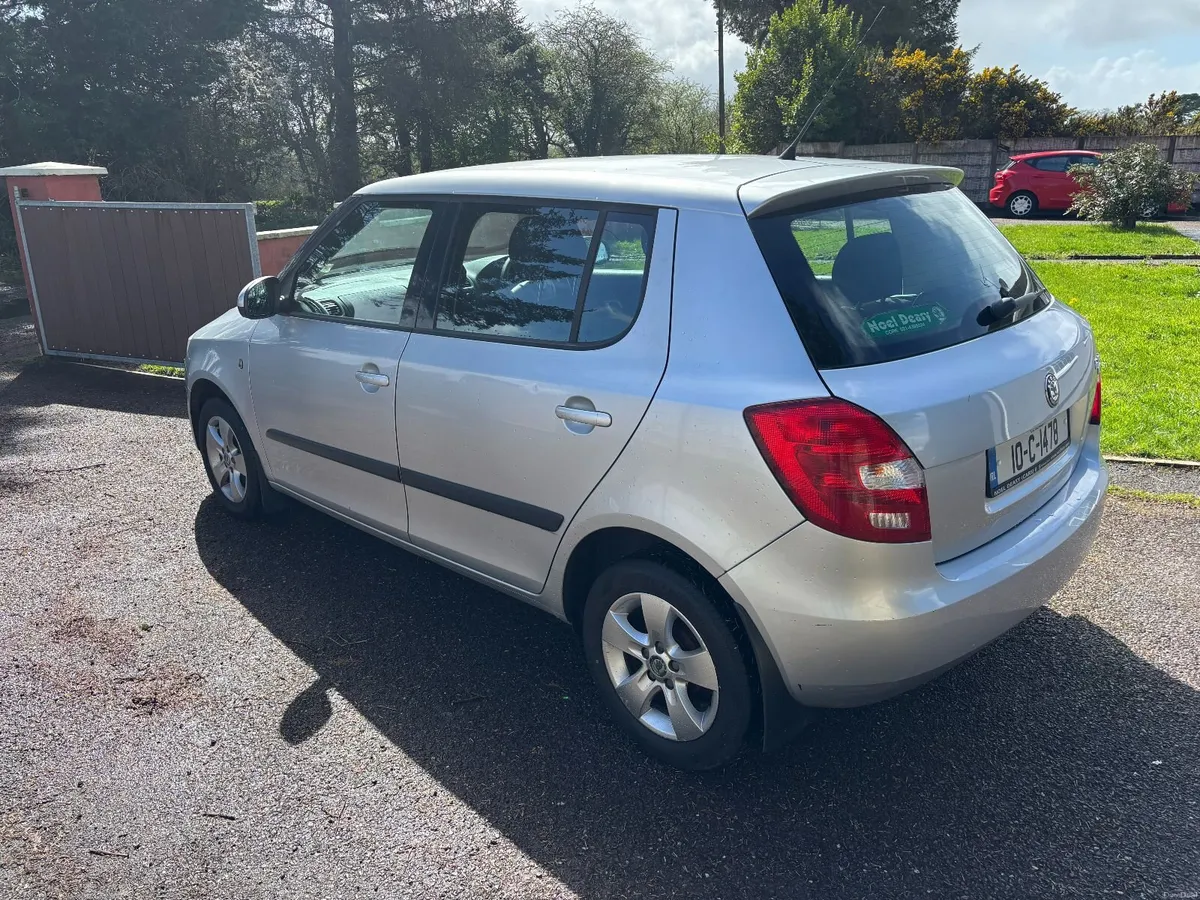Skoda Fabia 2010 - Image 4