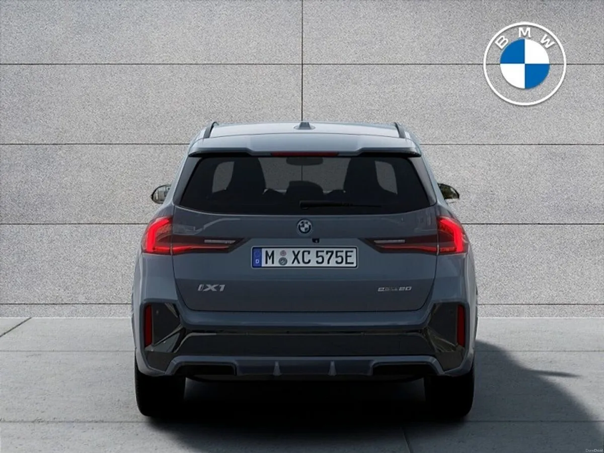 BMW iX1 iX1 eDrive20 M Sport - Image 3