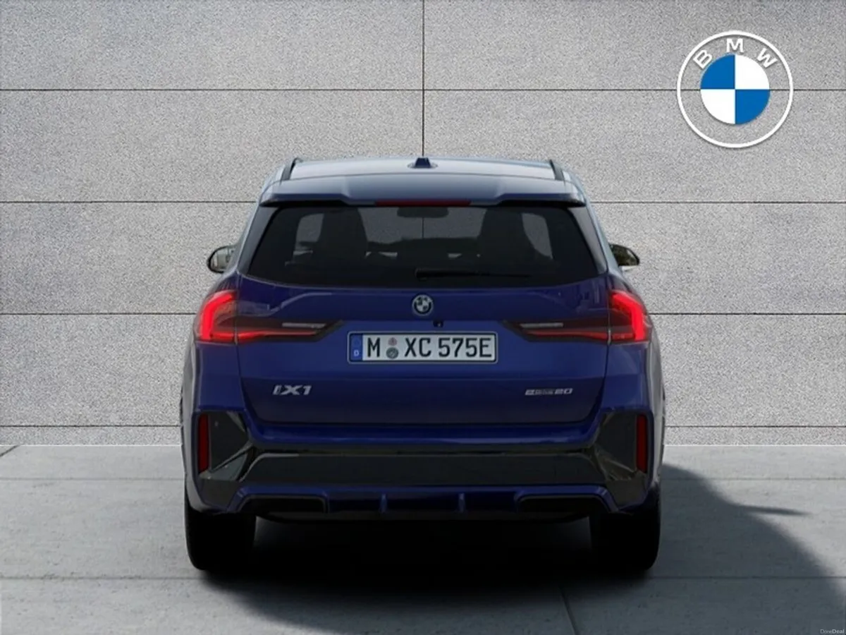 BMW iX1 iX1 eDrive20 M Sport - Image 3