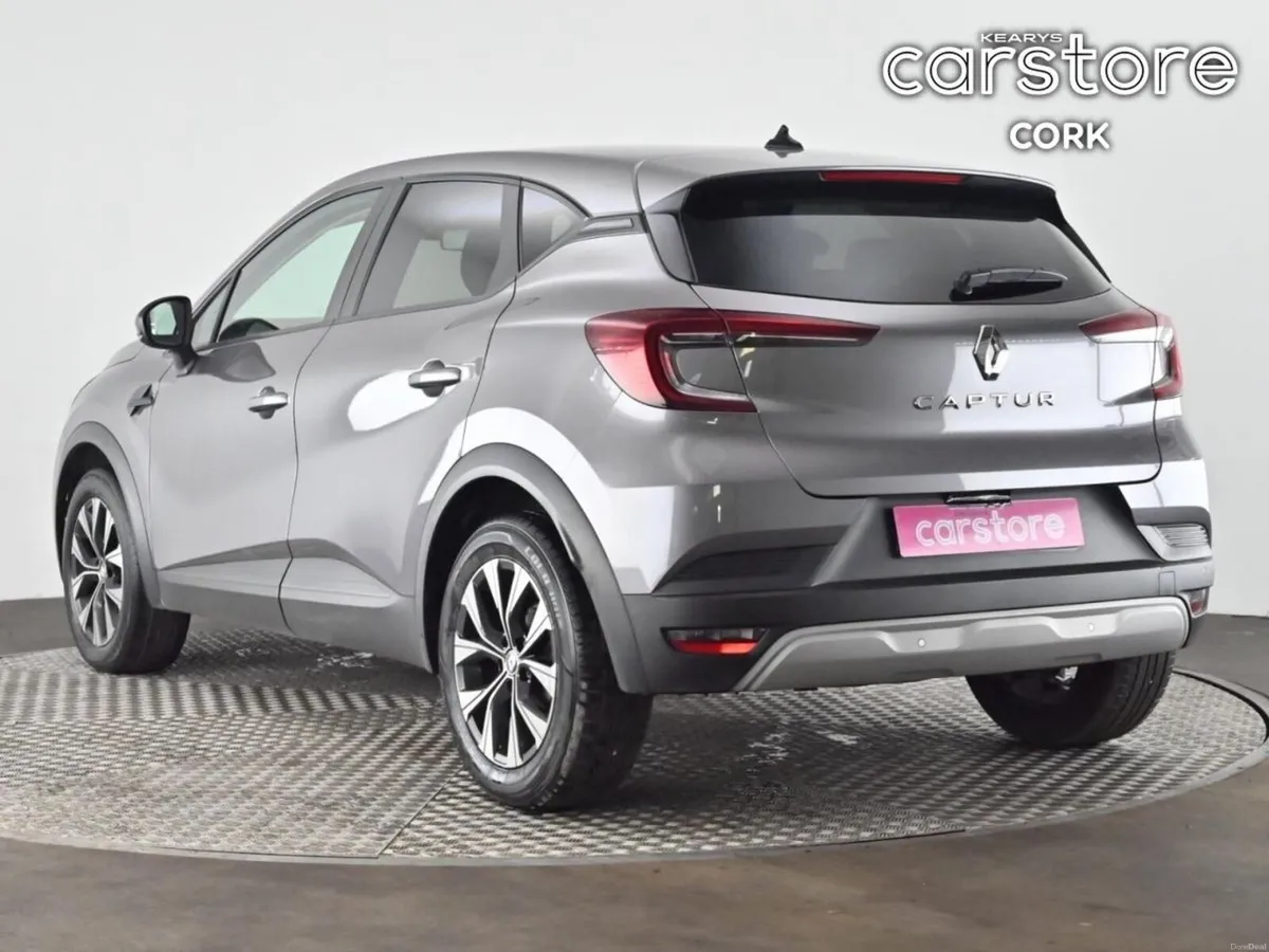Renault Captur TCe 140 Auto Evolution - Image 3