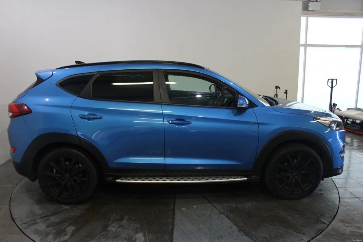 Hyundai Tucson 1.7 D Premium SUNROOF - TENDER 40 - Image 4