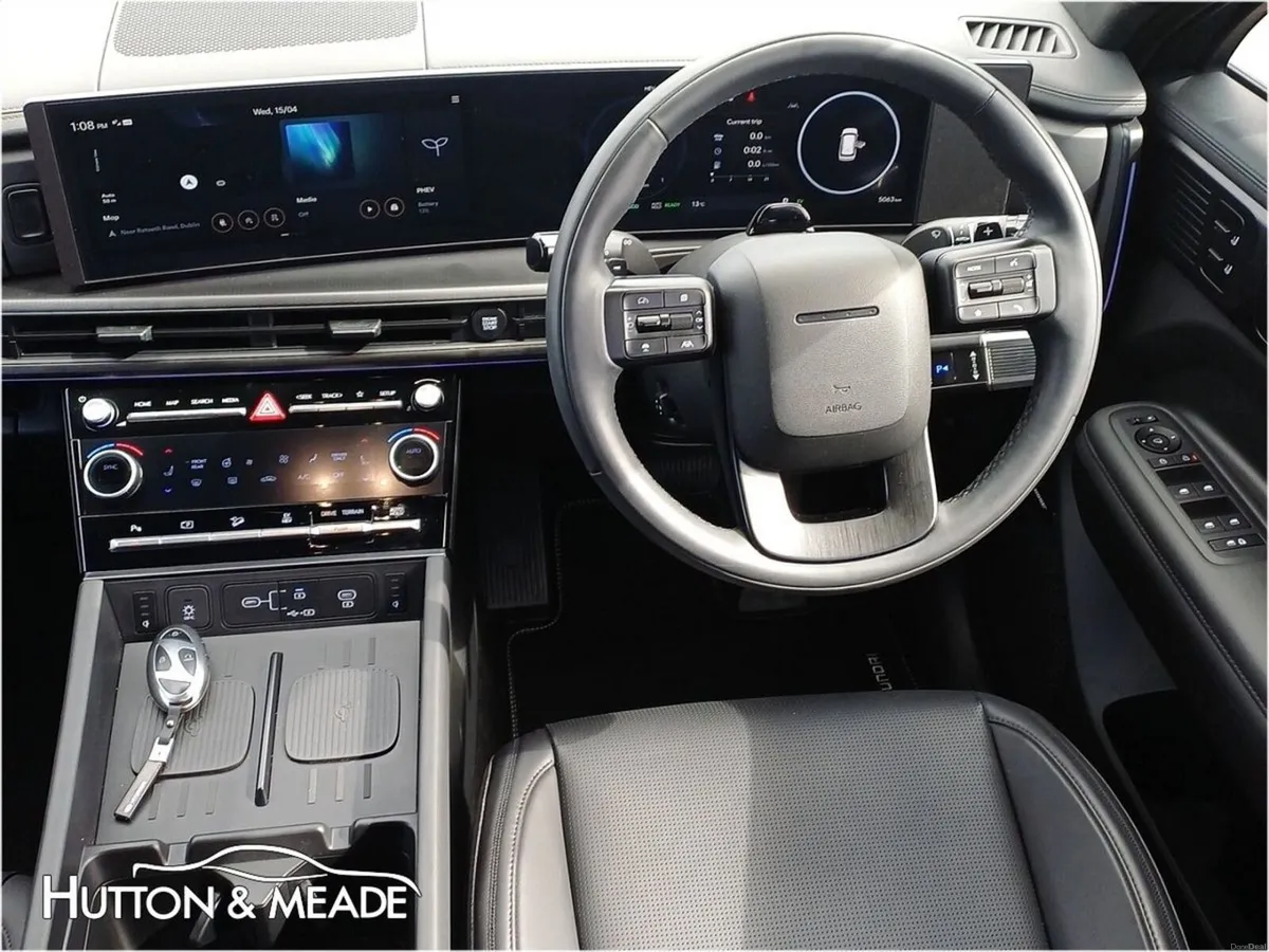 Hyundai Santa Fe Calligraphy PHEV 1.6 Petrol 5dr - Image 4