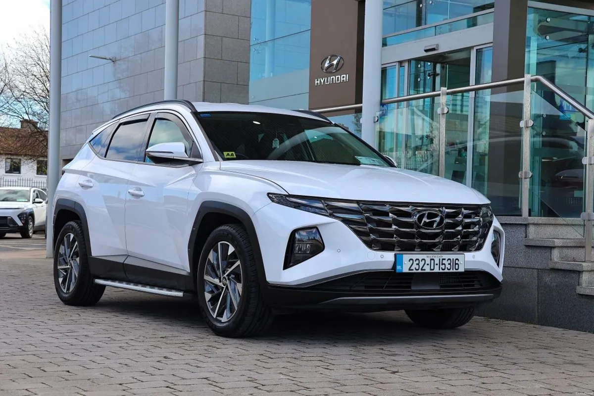 Hyundai Tucson 2WD Executive Plus, Low Mileage - Image 1