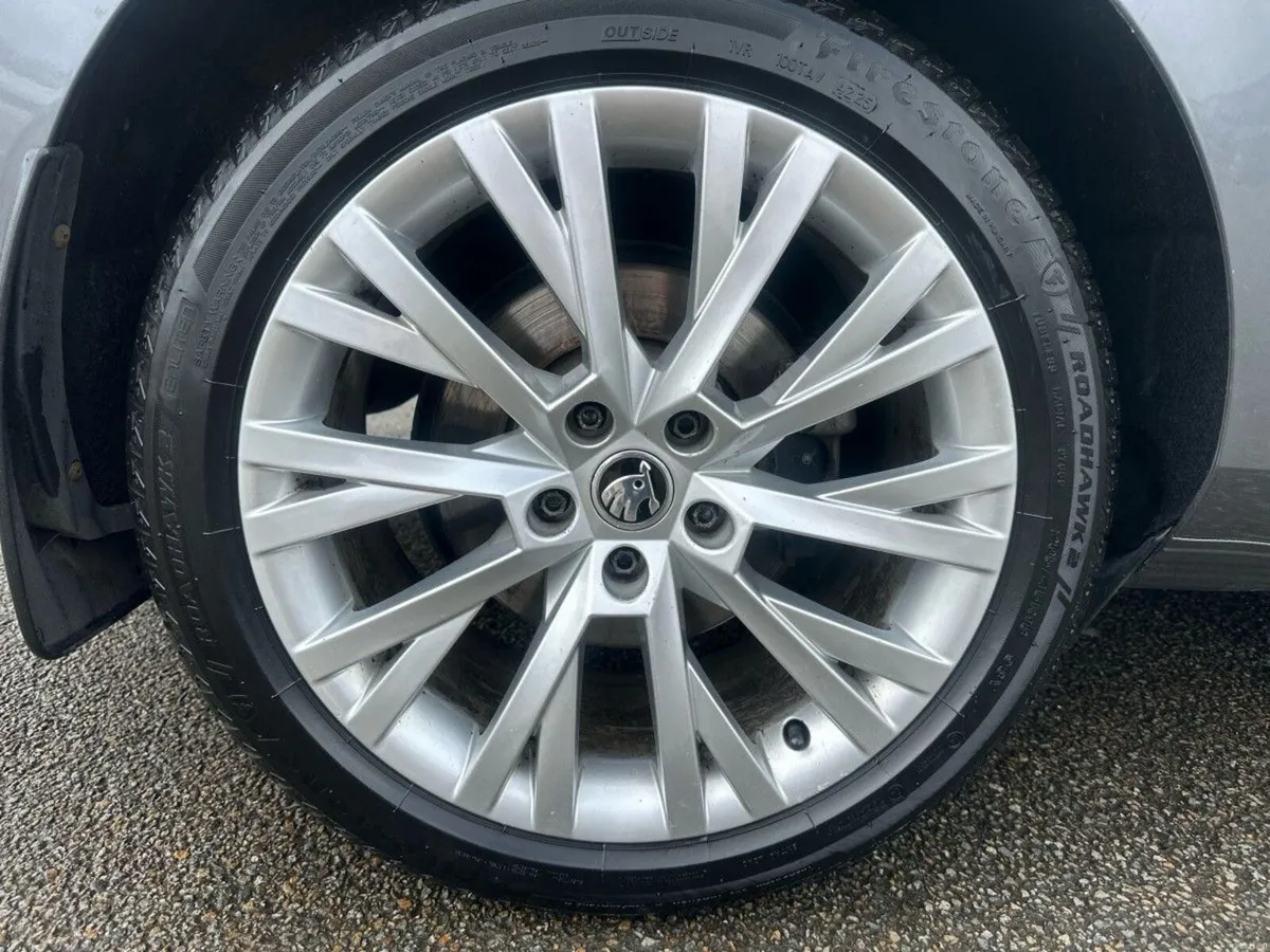 Skoda Superb STYLE 2.0TDI 150HP DSG - Image 5