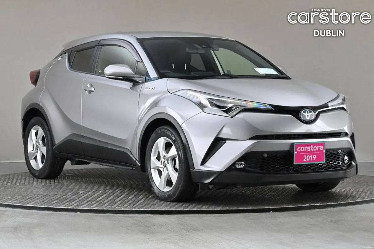 Toyota C-HR 1.8 HYBRID **REVERSE CAM**ANDROID CAR - Image 1