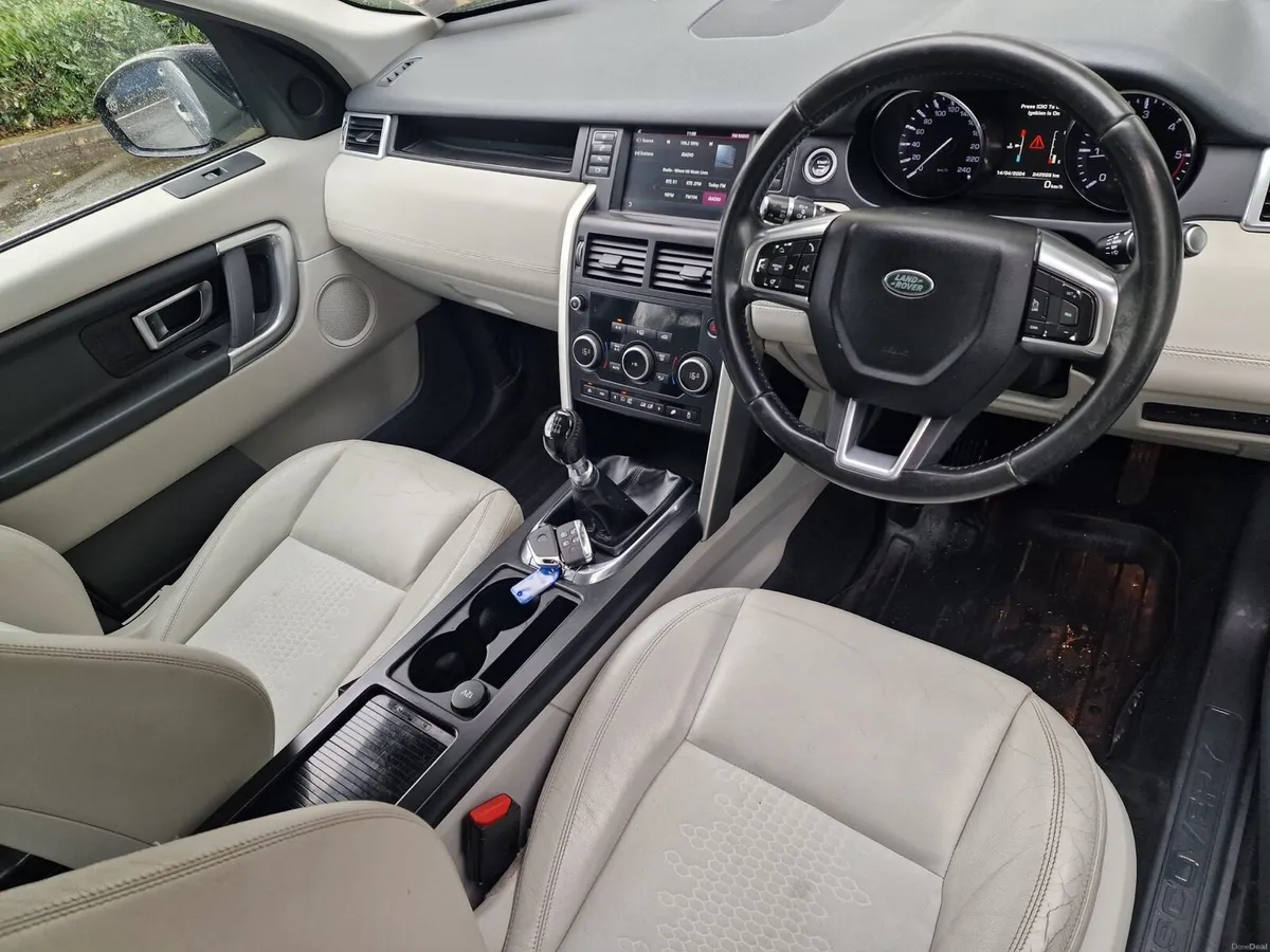 Land Rover Discovery Sport * Reserved * - Image 5