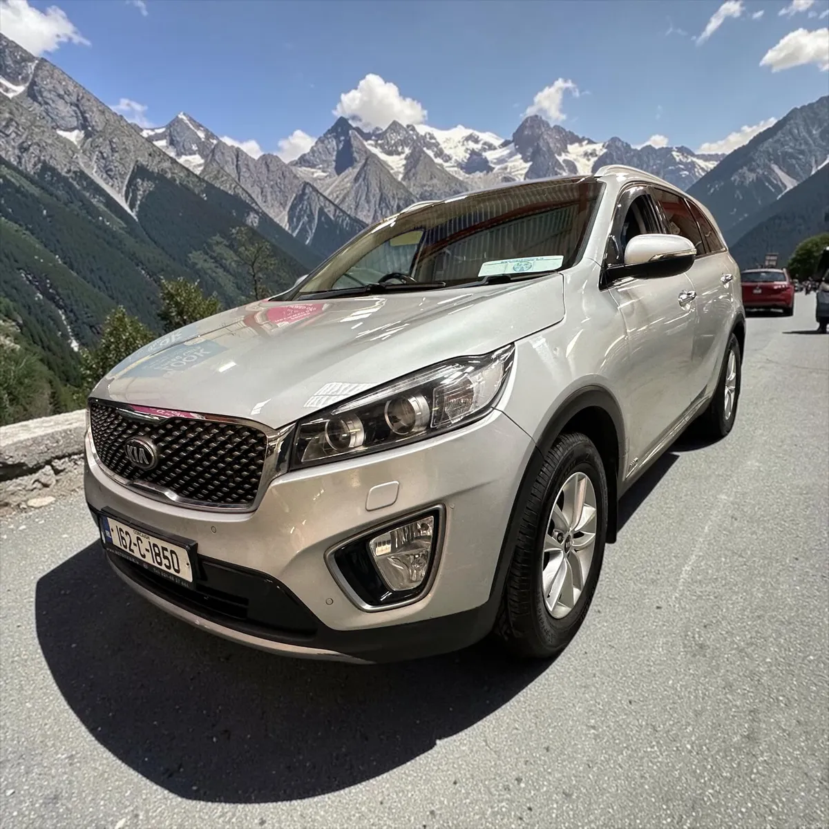 Kia Sorento Platinum 2WD Leather *Priced to Sell* - Image 3