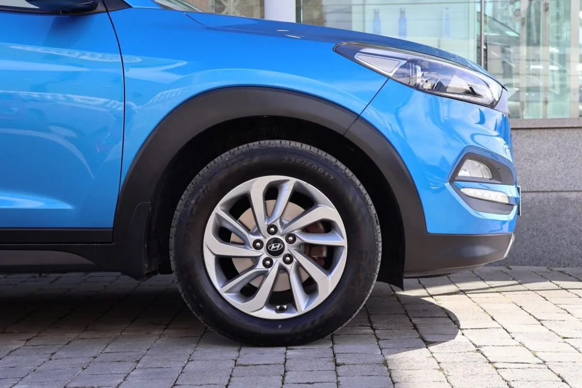 Hyundai Tucson 1.7 D Comfort Plus - Image 4
